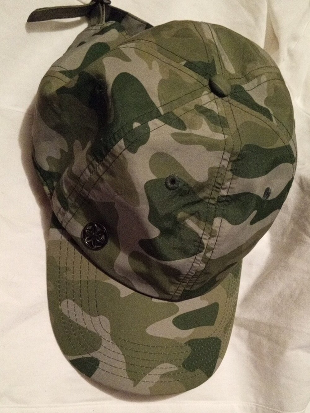 GAIAM Camo Baseball Cap in Green and Olive